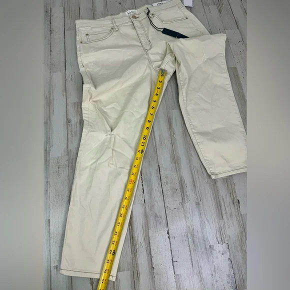 Nicole Miller New York Denim Jeans Womens 14 Cream High Rise Ankle Slim Raw Soho - Picture 8 of 11